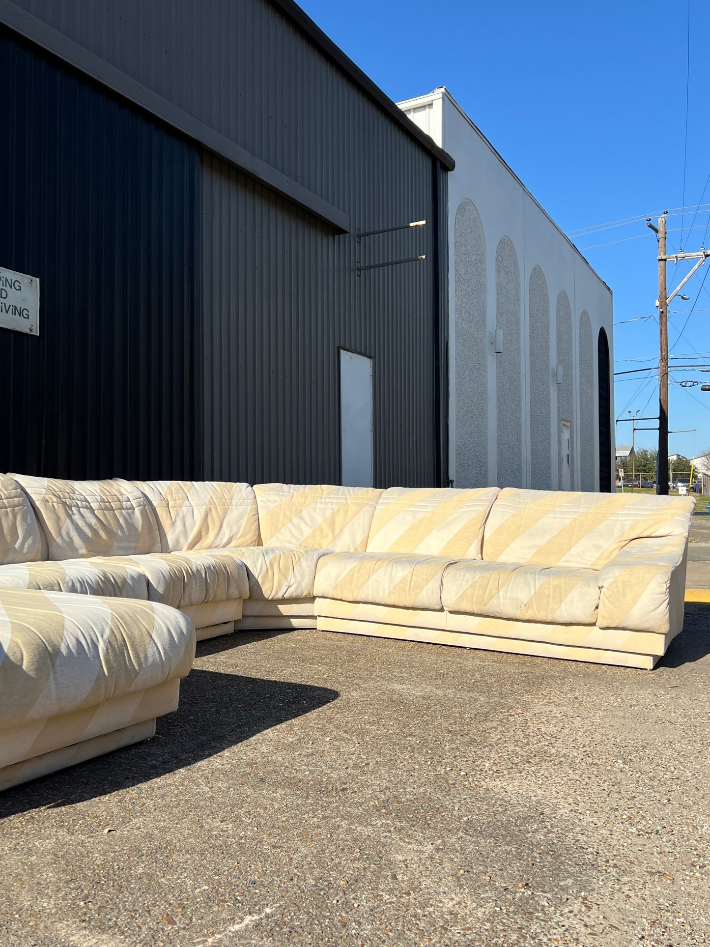 VINTAGE 4 PIECE SECTIONAL WITH CHAISE